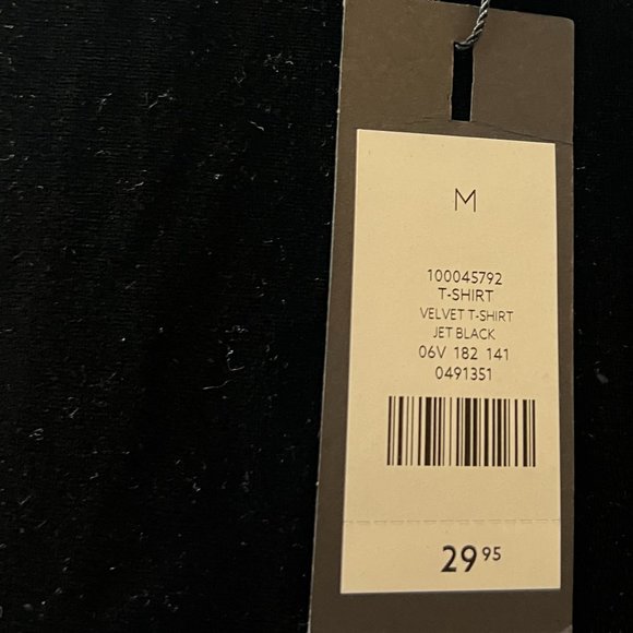 Velvet black T-Shirt - NWT from Dynamite - Picture 2 of 2
